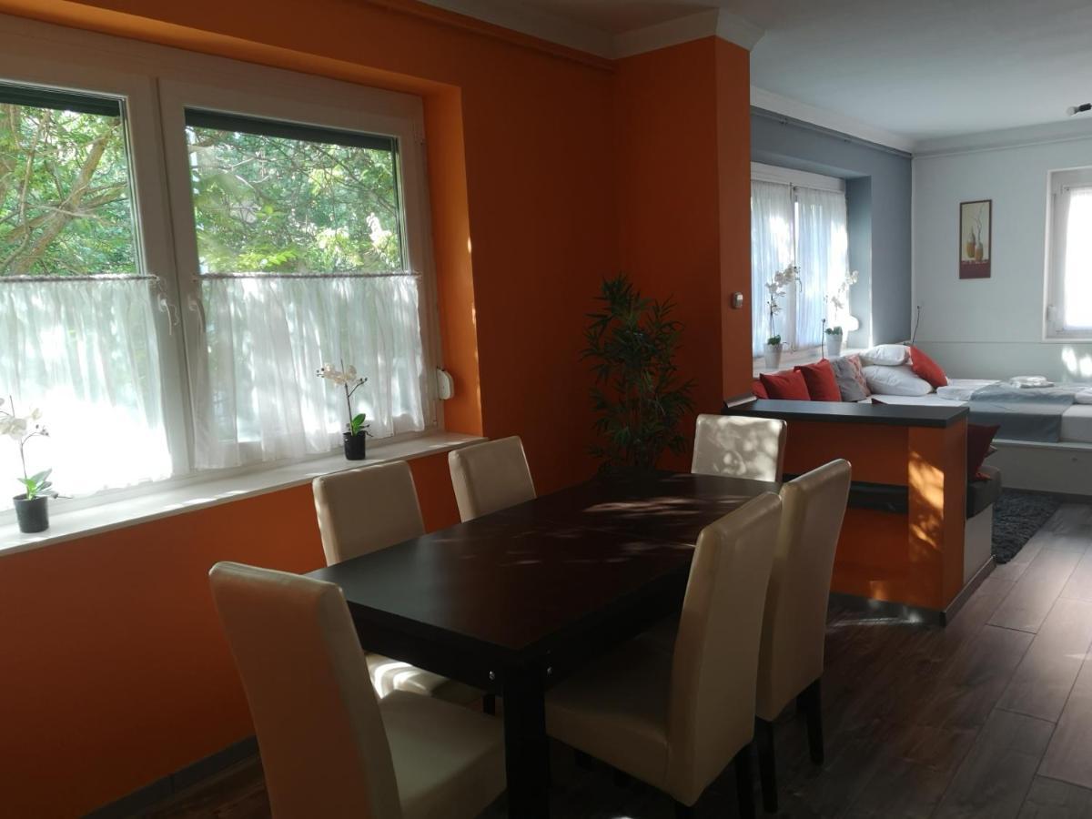 Centrum Luxus Apartman Mako Exterior photo